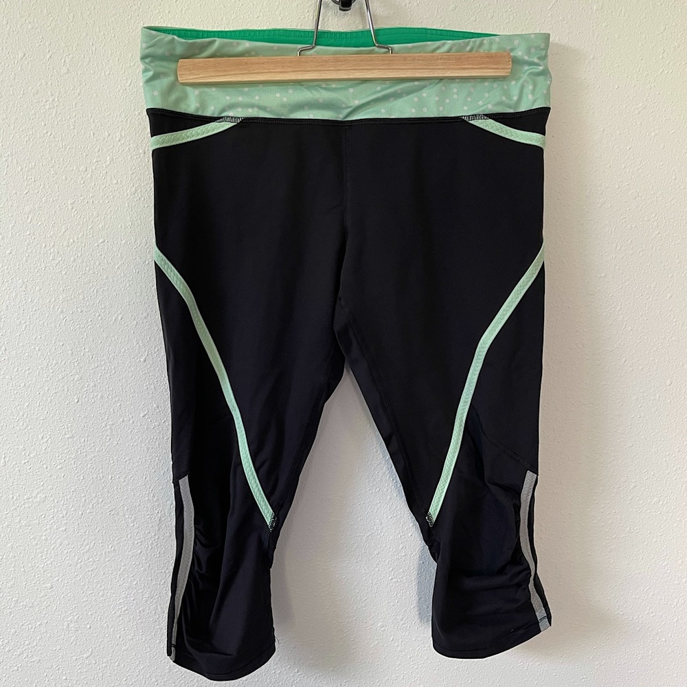 Lululemon Crop Leggings - Size 8